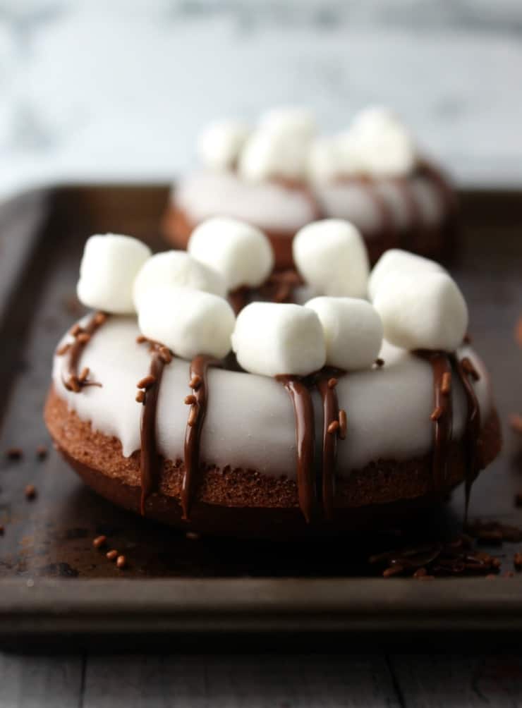 Baked hot chocolate doughnuts