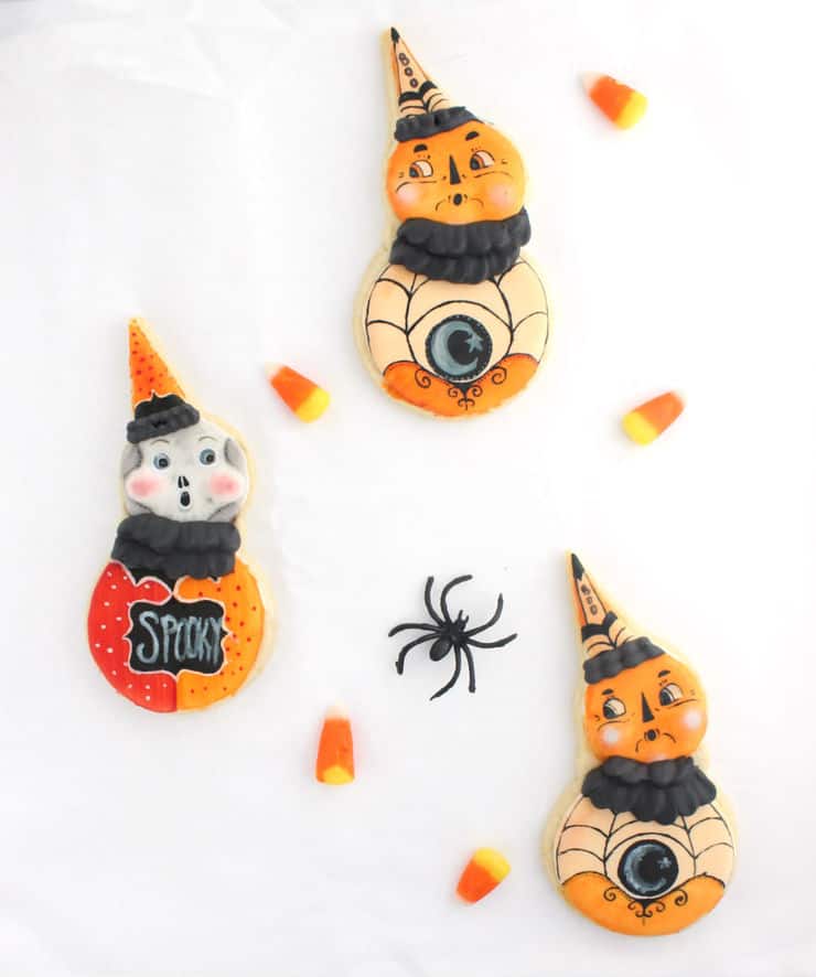 Learn how to create dimension in your royal icing cookies in this fun Halloween tutorial! | The Simple, Sweet Life